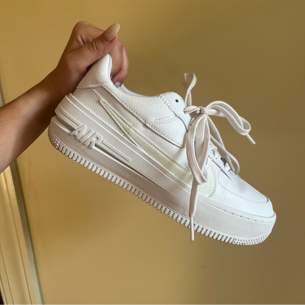 Nike Air Force 1 PLT.AF.ORM Platform Sneaker Tennis Shoe White